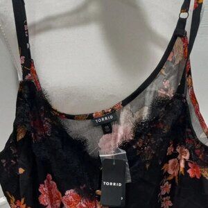 New Torrid Women Floral Sleeveless Top Shirt Size Large
